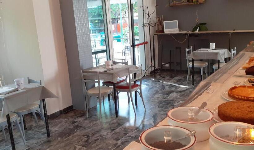 فندق Garnì Anna