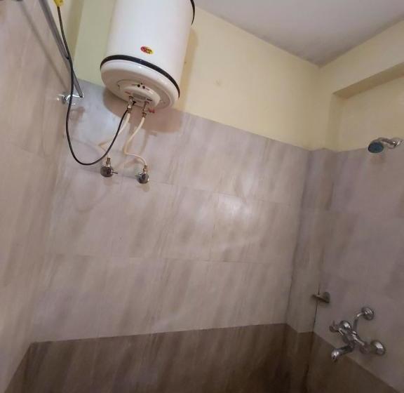 호텔 Goroomgo You & Me Nainital