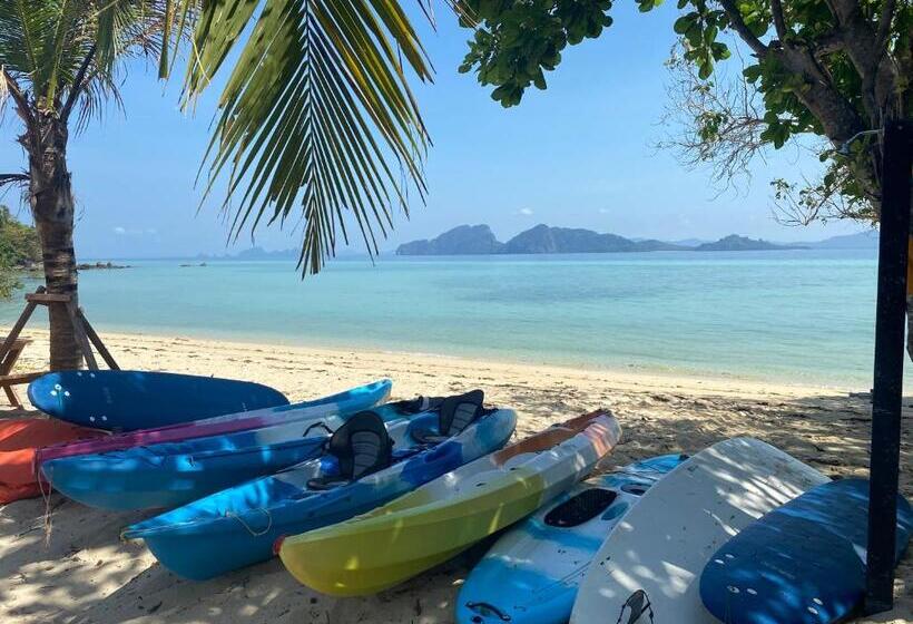 בית מלון כפרי Mali Kradan