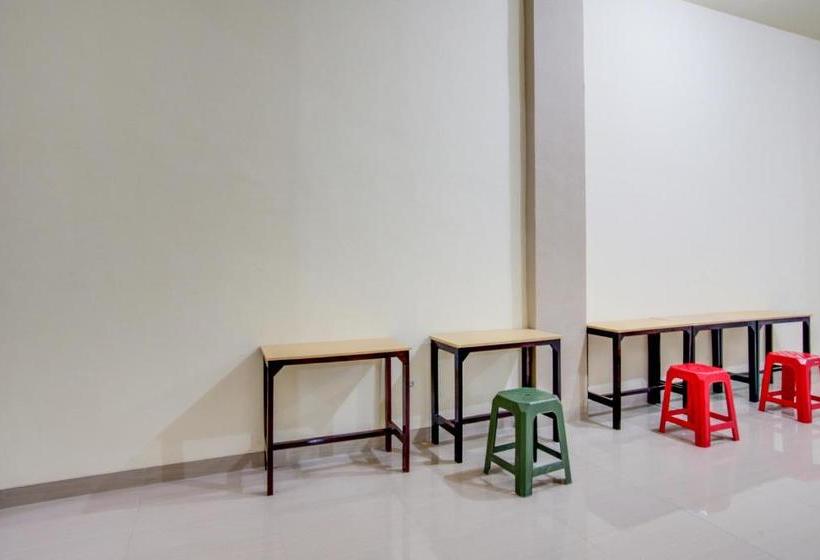 酒店 Oyo 1035 Patal Residence