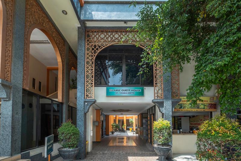 هتل Oyo 2132 Pondok Avicenna