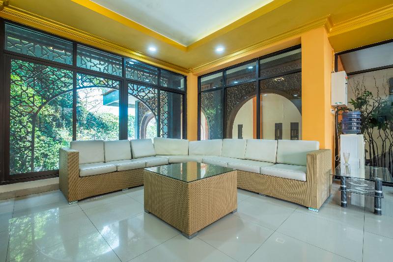 Отель Oyo 2132 Pondok Avicenna