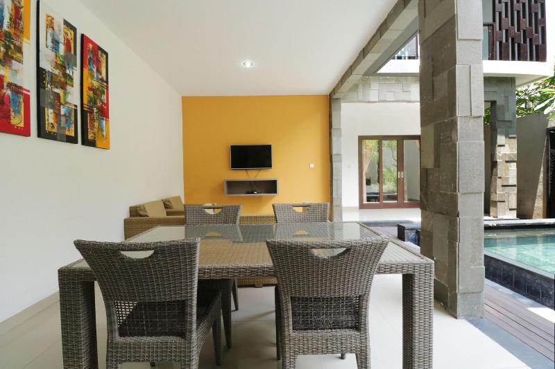 호텔 Oyo 2693 The Ulun Kubu 4