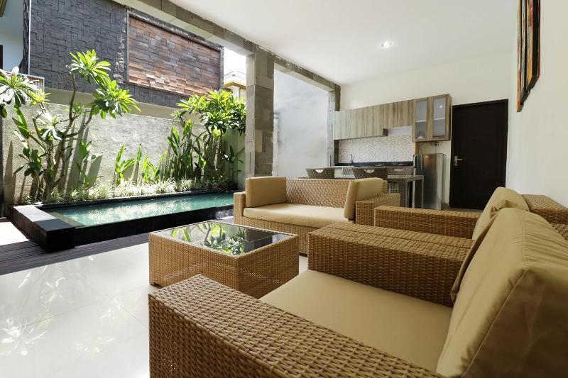 호텔 Oyo 2693 The Ulun Kubu 4