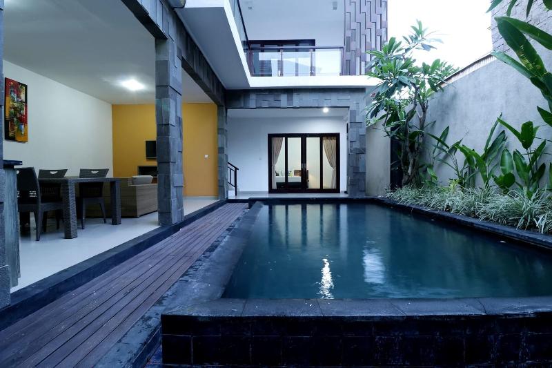 호텔 Oyo 2693 The Ulun Kubu 4