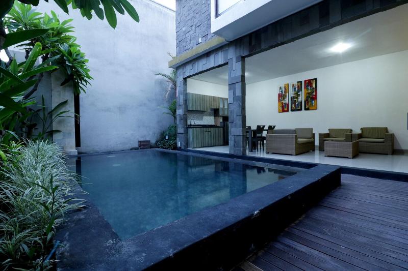 호텔 Oyo 2693 The Ulun Kubu 4