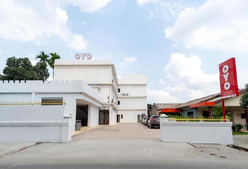 호텔 Oyo 2895 Paranginan Residence