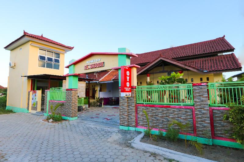 בית מלון כפרי Oyo 3100 El Shaday Family Residence