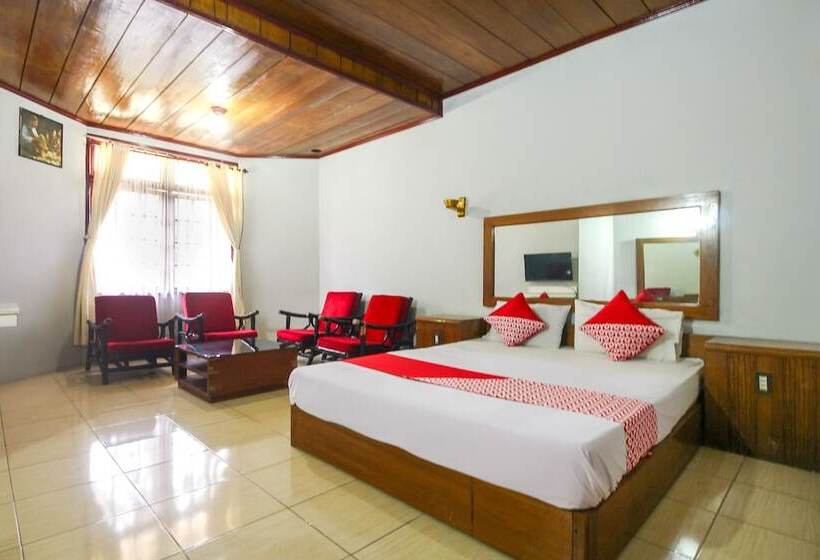 Отель Oyo 3180 Rian Cottage