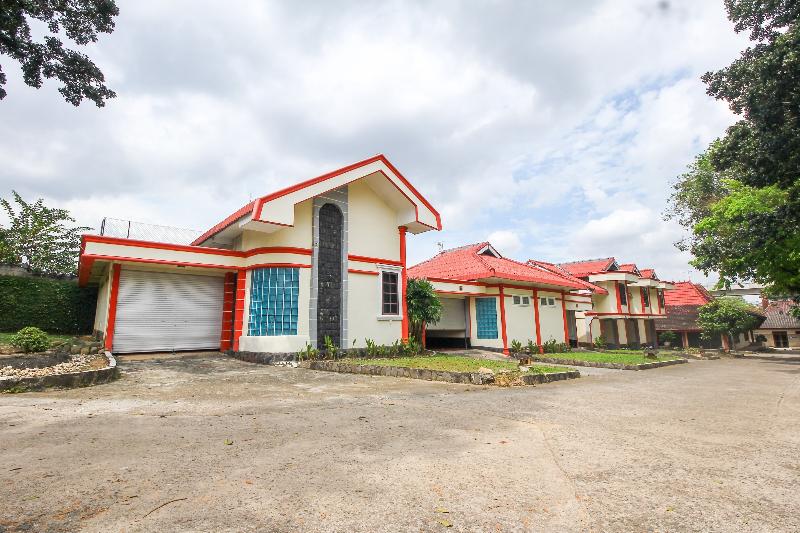 Отель Oyo 3180 Rian Cottage