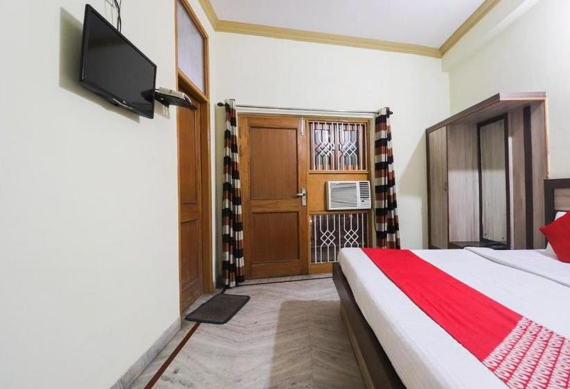 בית מלון כפרי Oyo 67668  Laxmi Palace