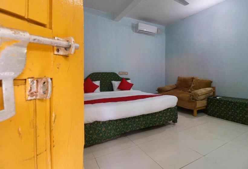 ホテル O Sandhra Apartments