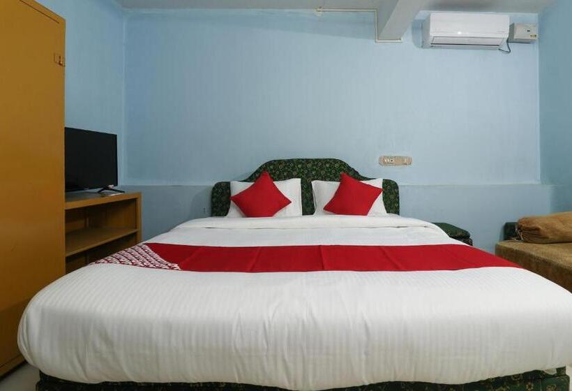 ホテル O Sandhra Apartments