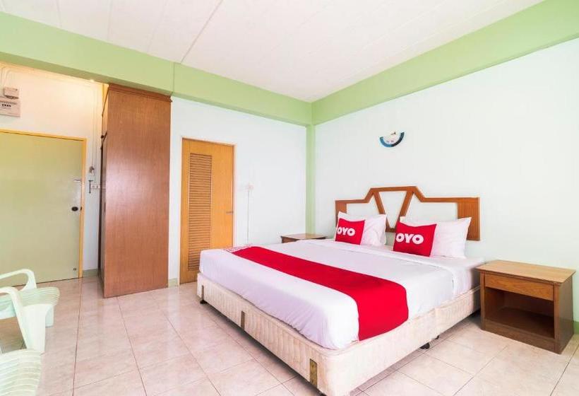 ホテル Oyo 815 Namchai House