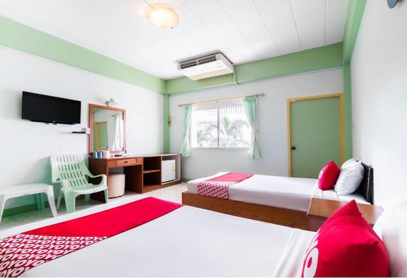 ホテル Oyo 815 Namchai House