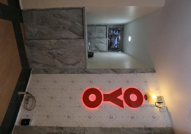 ホテル Oyo 89672 Eg  Jj