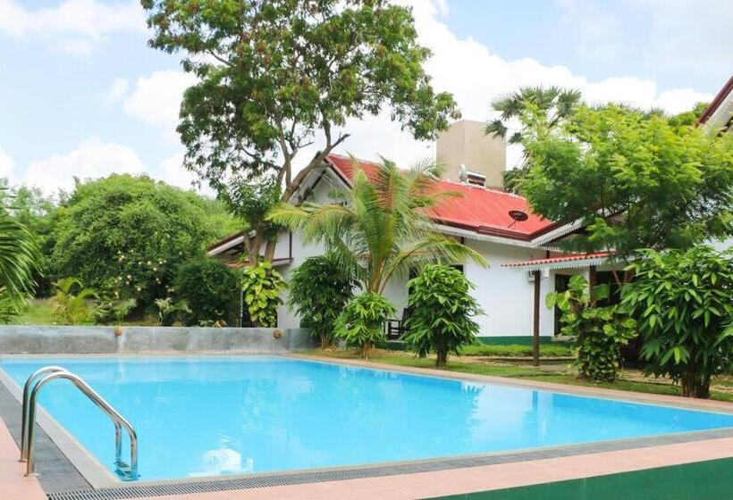 호텔 Pahalage Boutique Villas