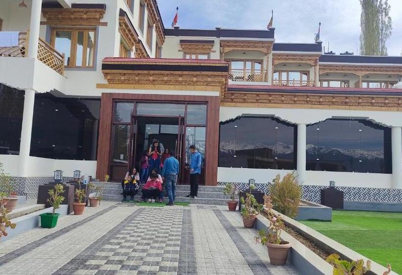 Отель Paradise Ladakh