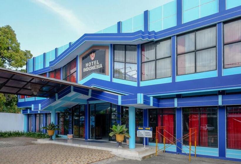 ホテル Reddoorz Plus Syariah Near Stasiun Pekalongan 2