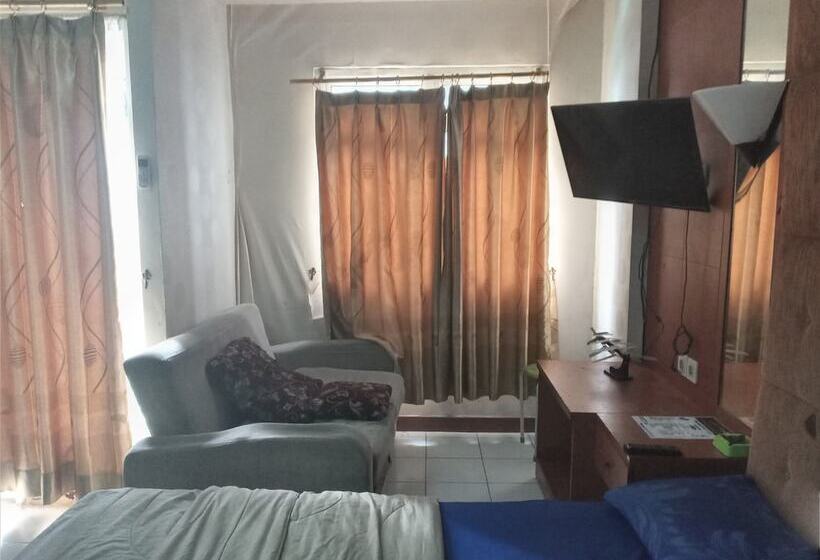 Отель Redliving Apartemen Paragon Village Karawaci Ujang Rooms