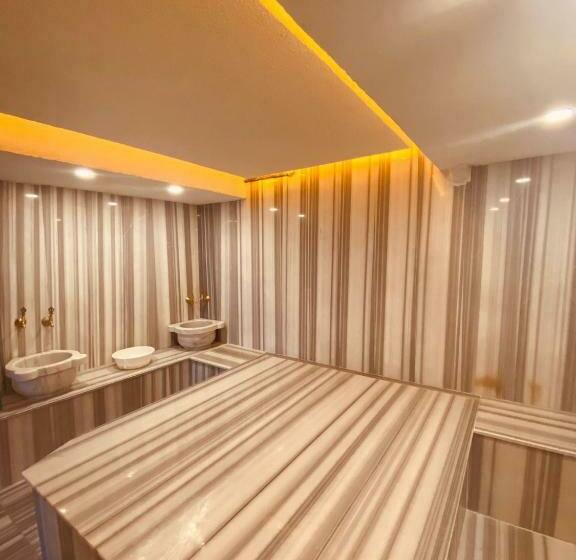 Royal Bosphorus Hotel & Spa Hamam