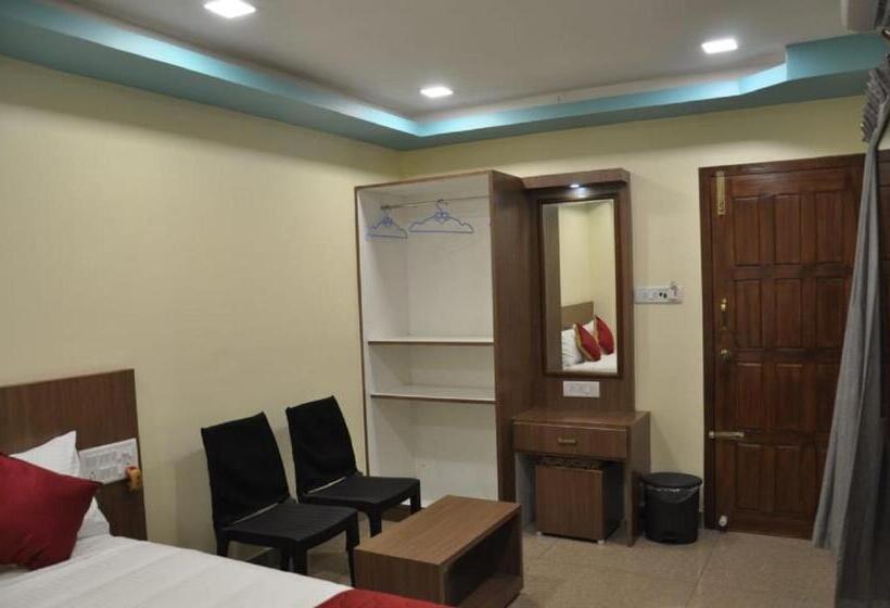 בית מלון כפרי Sau Residency