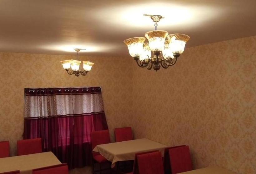 فندق Seven Endue Cottages