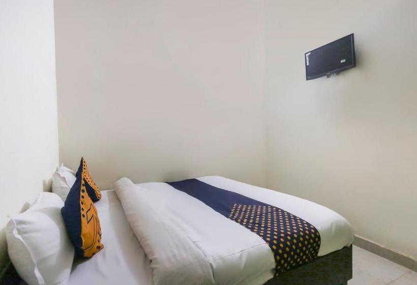 בית מלון כפרי Spot On 70980 Moon Guest House