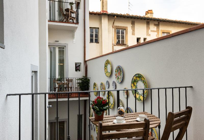 Kairos By Florence Art Apartments