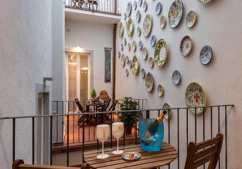 Kairos By Florence Art Apartments