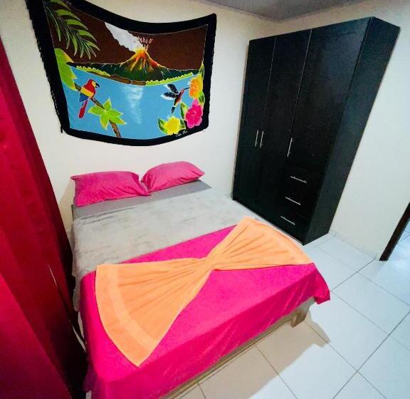 Пансион Around Juan Santa María