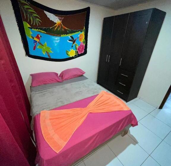 Пансион Around Juan Santa María