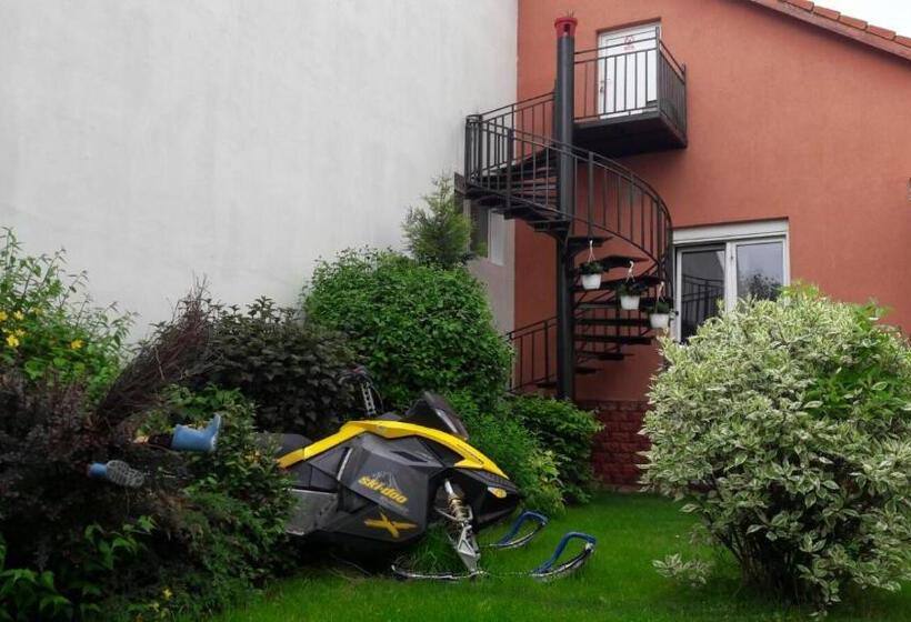 펜션 Atia Residence