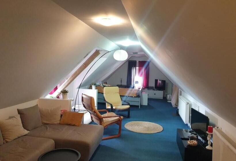 펜션 Atia Residence