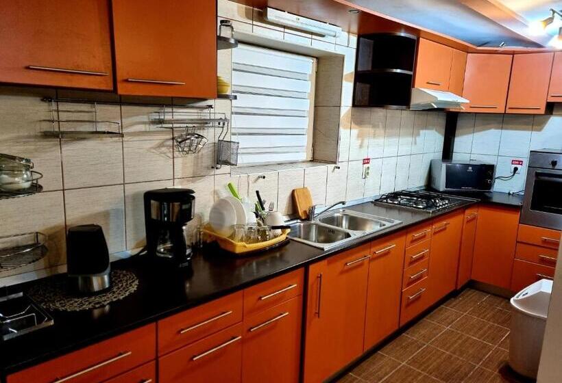 펜션 Atia Residence