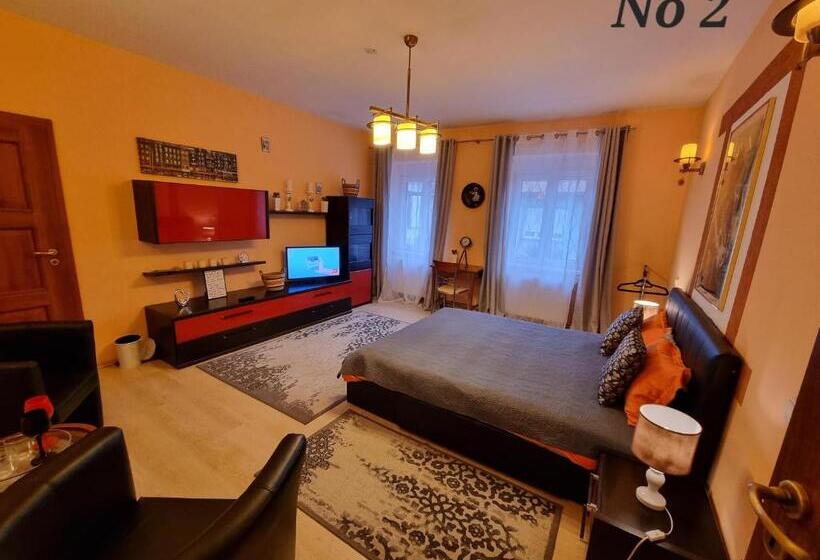 펜션 Atia Residence