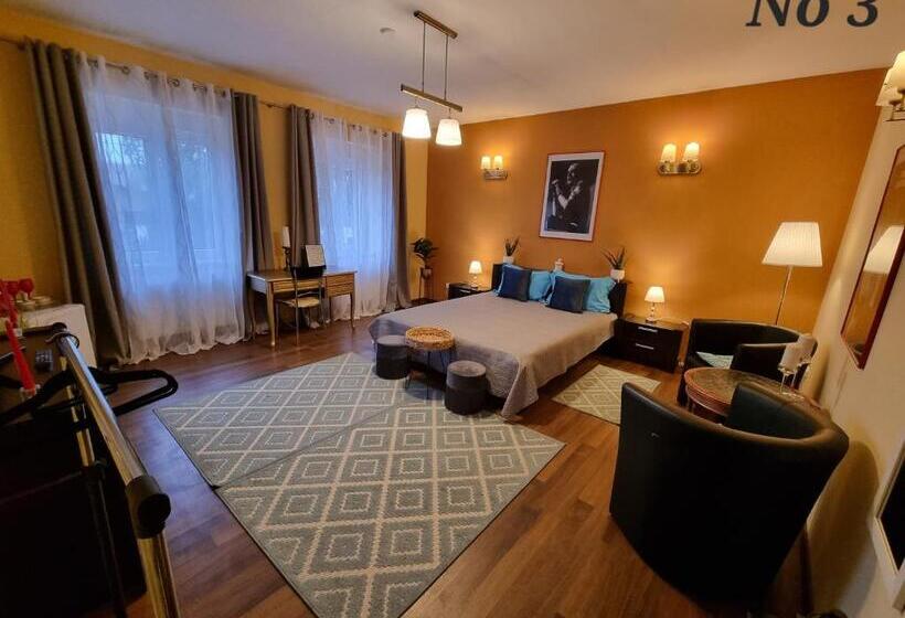 펜션 Atia Residence