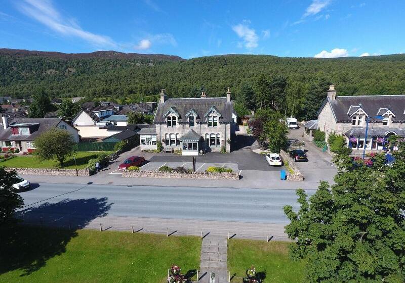Пансион Cairngorm Guest House