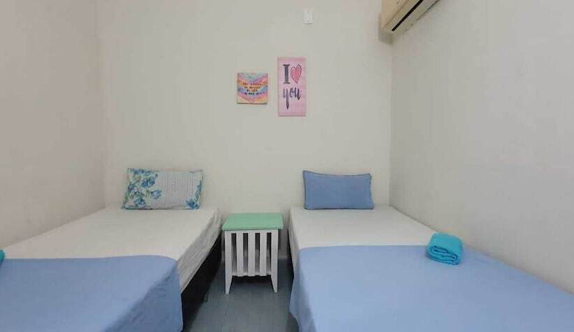 بنسيون Casa Do Meio Pousada