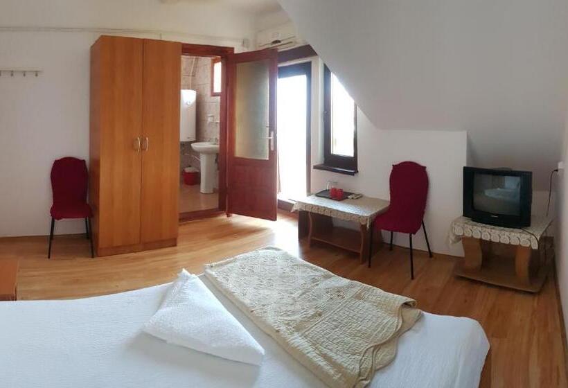 Пансион Casa Maxim