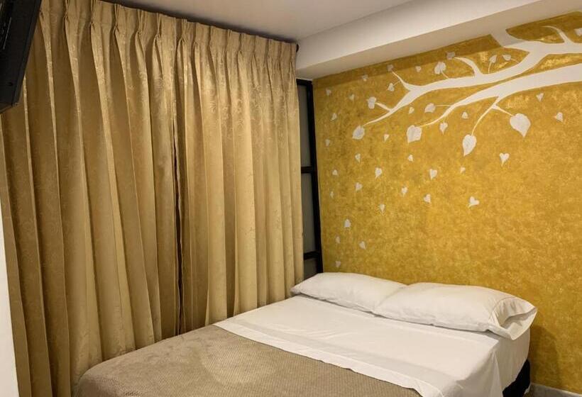 Пансион Hostel Casa Zambrano