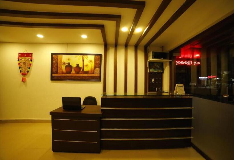 بنسيون Kairali Tourist Home