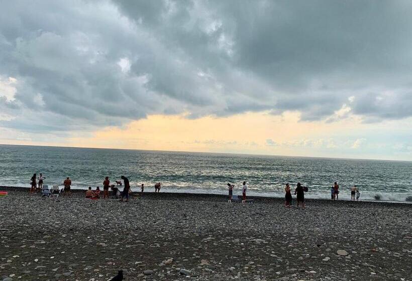 پانسیون Nika's Guest House