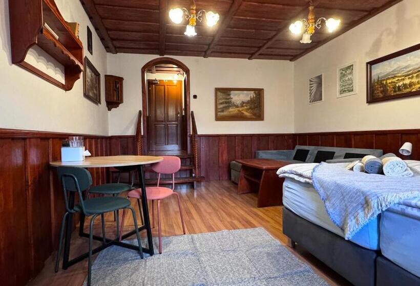 Пансион Penzión Grand, Self Check In