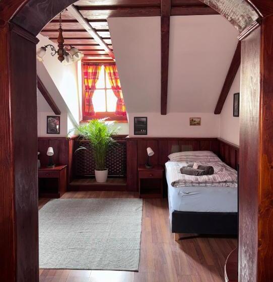 Пансион Penzión Grand, Self Check In