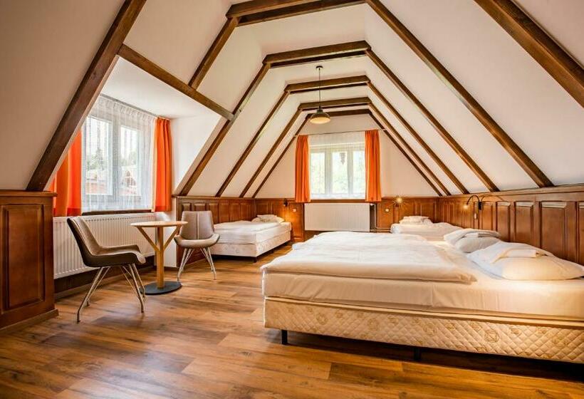 膳宿费 Penzión Jesenský