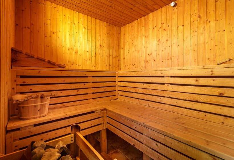 پانسیون Penzion Restaurant Atrium