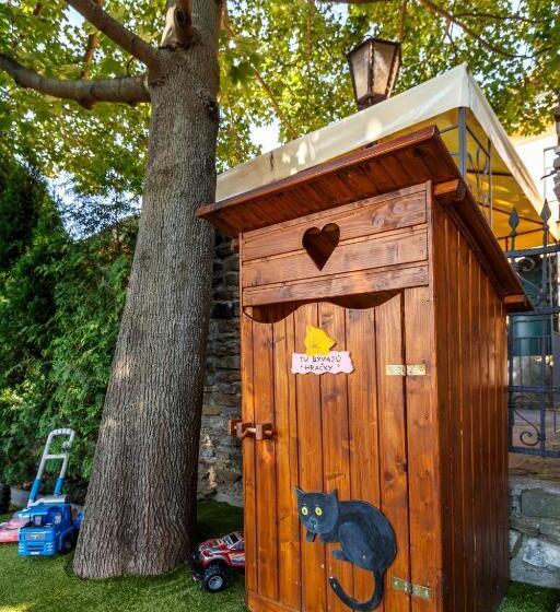 پانسیون Penzion Restaurant Atrium