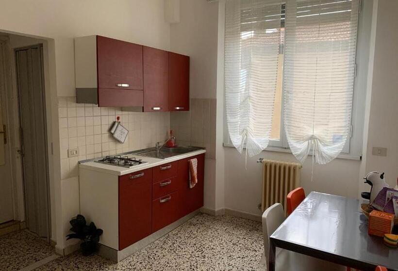 پانسیون Poggio Del Sole Guest House