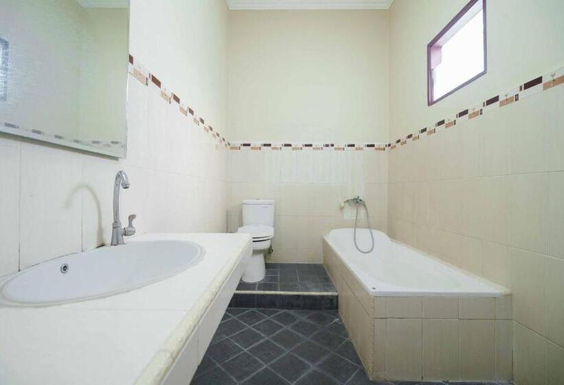 Пансион Reddoorz Near Rs Harapan Pematang Siantar